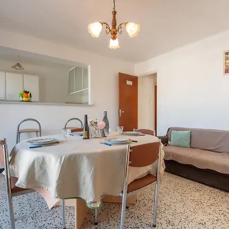L'etoile De By Interhome קאנט אן רוסיון
